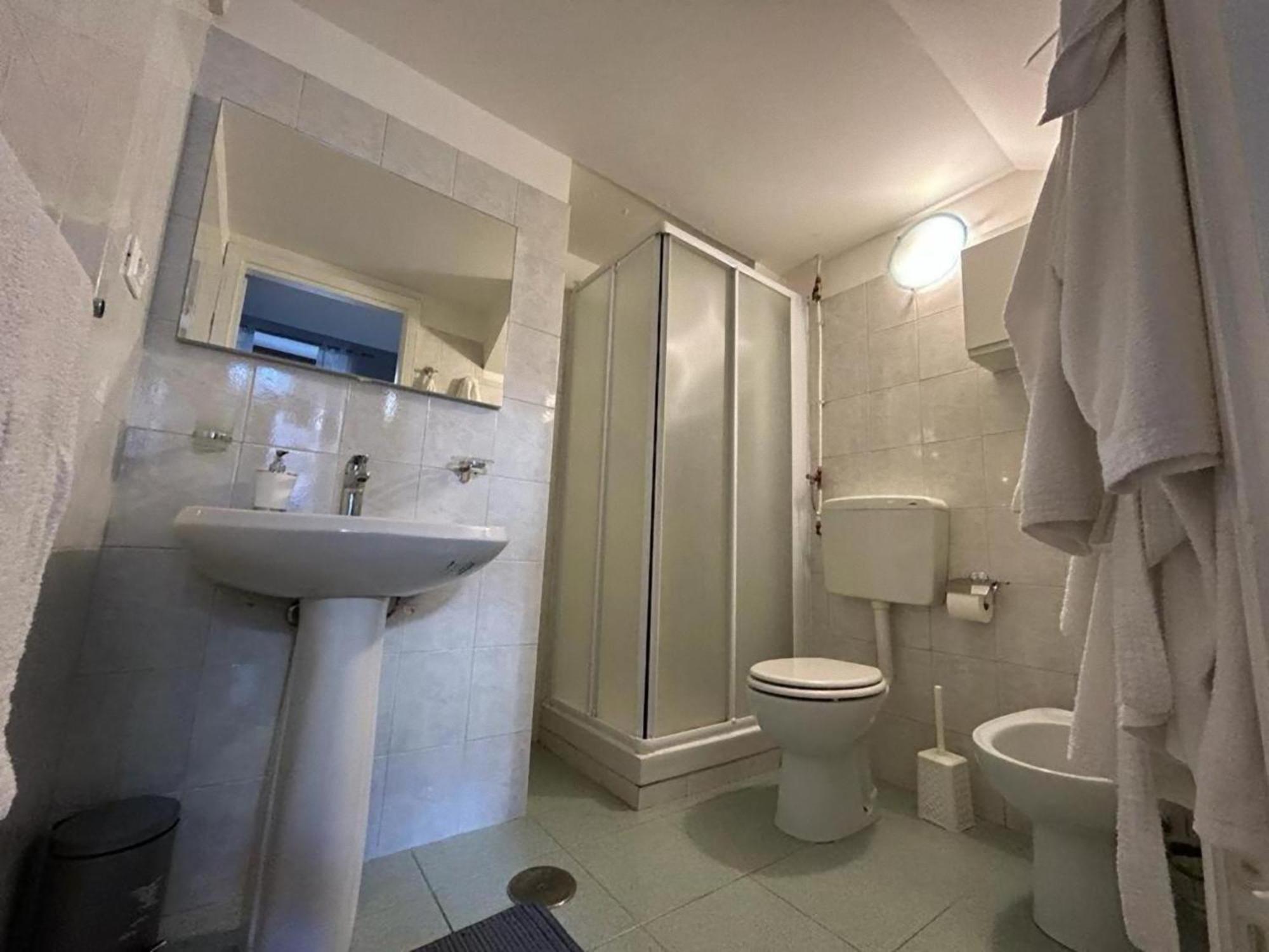 Centralissimo Appartamento Su Due Livelli 1 トリノ エクステリア 写真